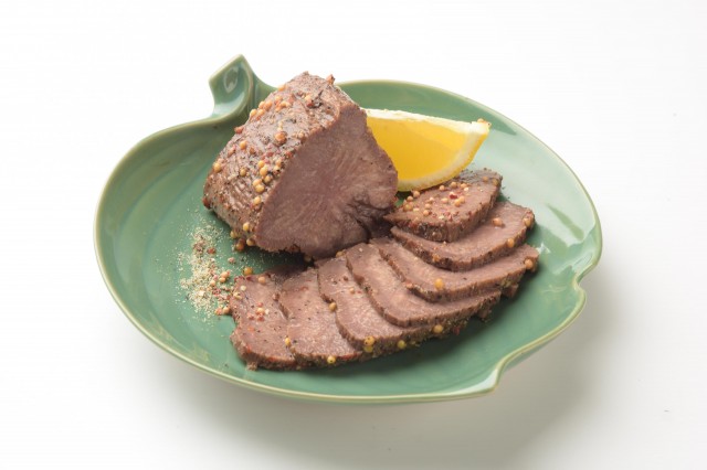 牛タンパストラミ